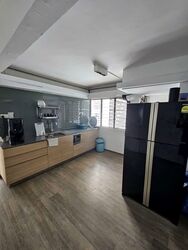 Lucky Plaza (D9), Apartment #569298061